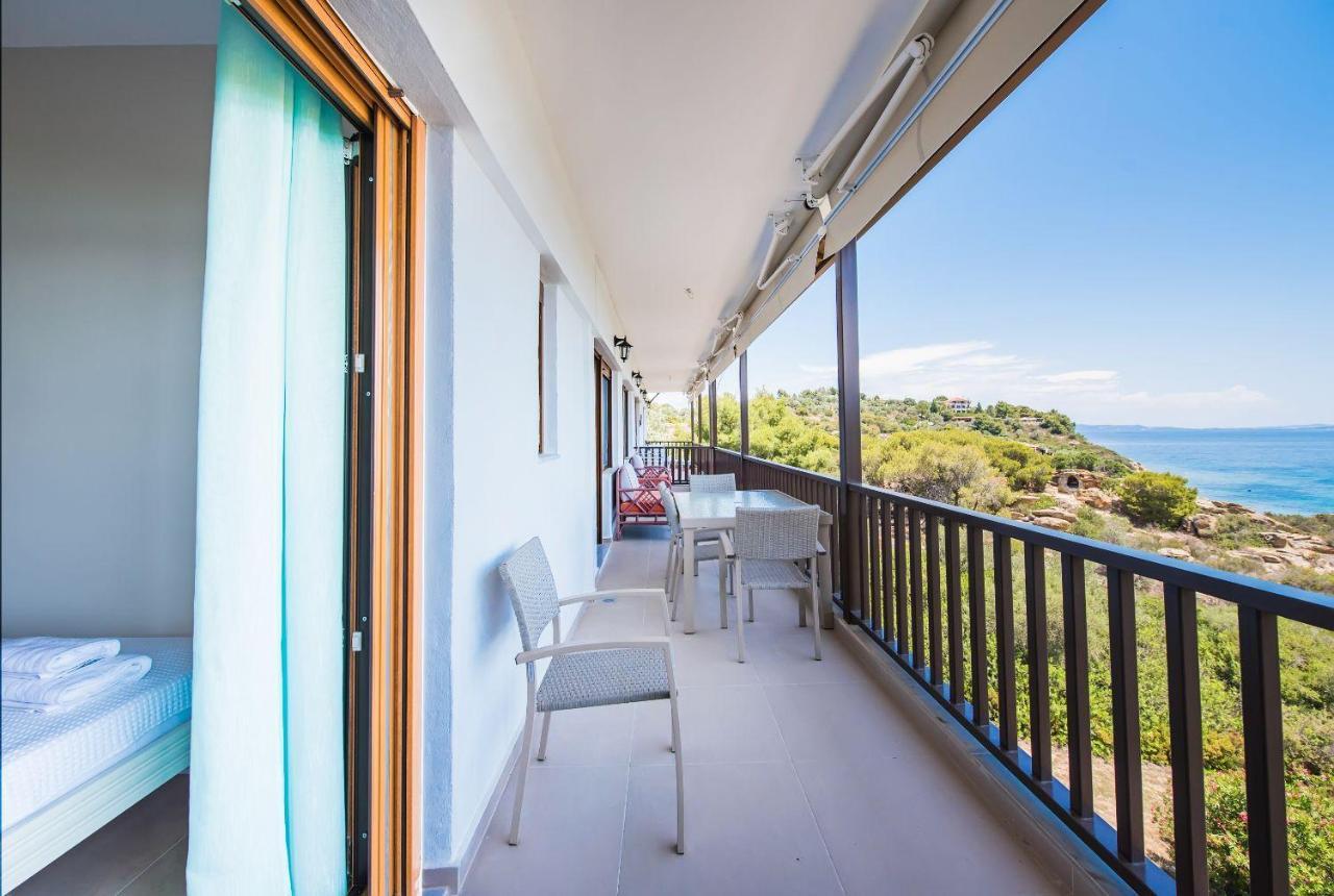 Nereus & Oceanus Beachfront Apartments, Lagonisi Beach #Feelslikehome Ormos Panagias Exterior foto